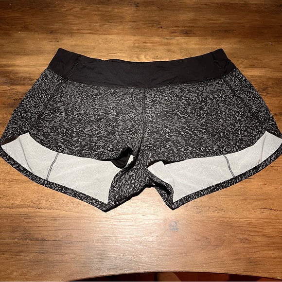 Speed Up Low-Rise Lined Short 2.5" - Picture 4 of 6